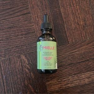 Rosemary Mint Scalp & Hair Strengthening Oil - Green